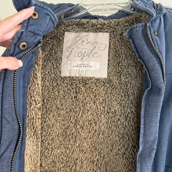 Free People Quilted Denim Jacket Sherpa Lined Hooded Coat Blue Zip-Up Size L - Picture 6 of 9